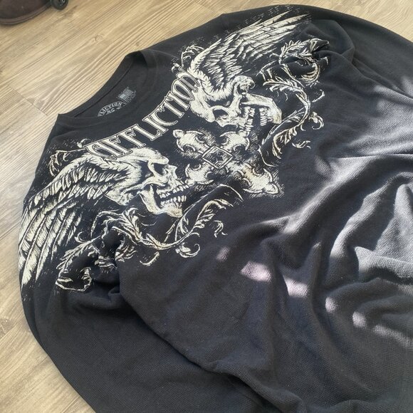 Affliction Skull Cross Graphic Black Thermal - Picture 2 of 4